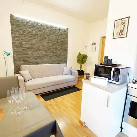 Apartment Destiny 4 Borgo Venezia *