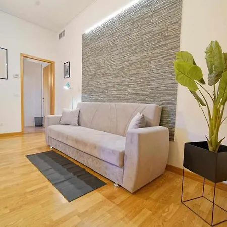 Apartament Destiny 4 Borgo Venezia